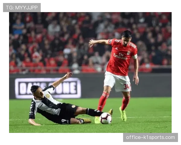 穆里尼奥接手本菲卡初见成效 欧冠赛场展现防守韧性