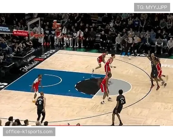 多森姆防守侵略性覆盖范围，森林狼后场稳定性增强因素